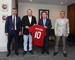 Eskiehirspor Bakan Mustafa Akgren, Bakan zdemiri ziyaret etti