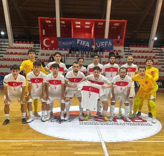 Orjinal boyutlar� i�in t�klay�n�z