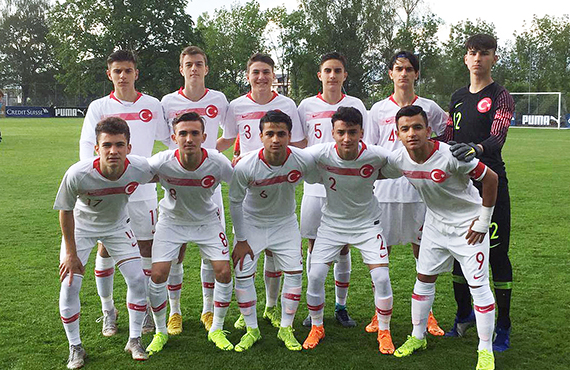 U15s lost against Switzerland: 2-1