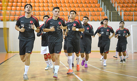Futsal U19 Mill Takm, Avrupa ampiyonas Hazrlklarn Moldova'da Srdryor