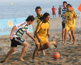 Garanti Plaj Futbolu Ligi Alanya etab ampiyonu topya World Alanya