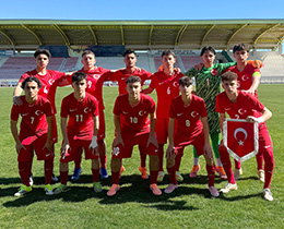 U15 Mill� Tak�m��n�n Ukrayna Ma�lar� Aday Kadrosu A��kland�