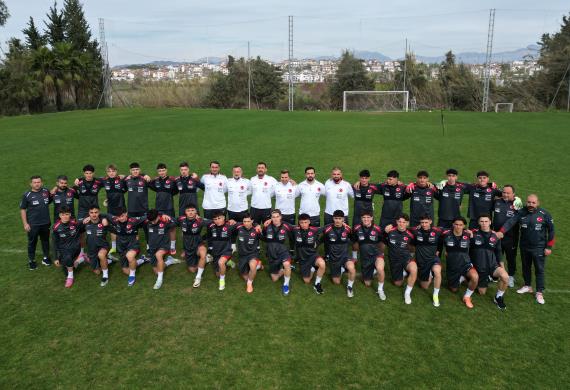 Orjinal boyutlar� i�in t�klay�n�z