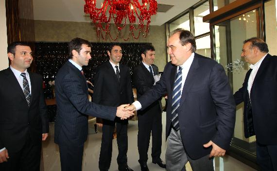 Orjinal boyutlar iin tklaynz