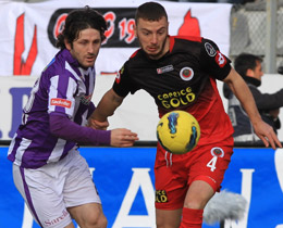 Sper Lig Oyuncu AratrmasTamSaha/Mays 2012