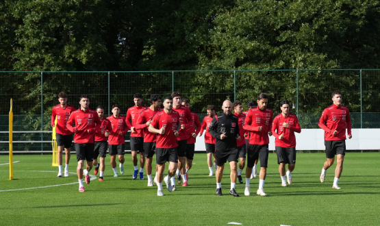 A Mill� Tak�m, �talya Ma��n�n Haz�rl�klar�na Ba�lad�