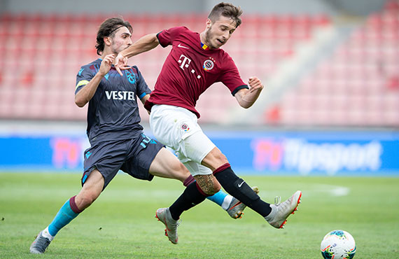 Sparta Prag 2-2 Trabzonspor