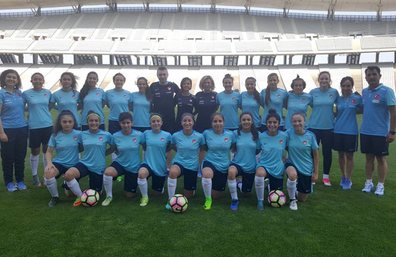 U17 Kz Milli Takm kamp balad