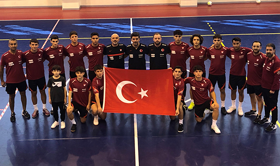 Futsal U19 Milli Takm'ndan Cumhuriyet Bayram Kutlamas