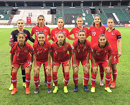 Womens A National Team lost against Slovenia: 6-1