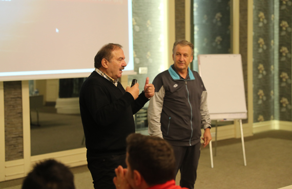 Sper Lig Hakemleri Eitim Semineri balad