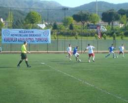 Milenyum Memurlar Dernei Futbol Turnuvas Manisada balad