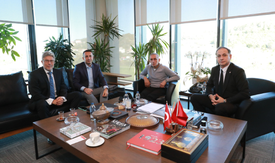 Hakem Geliim Direktr Dr. Vitor Melo Pereira Grevine Balad