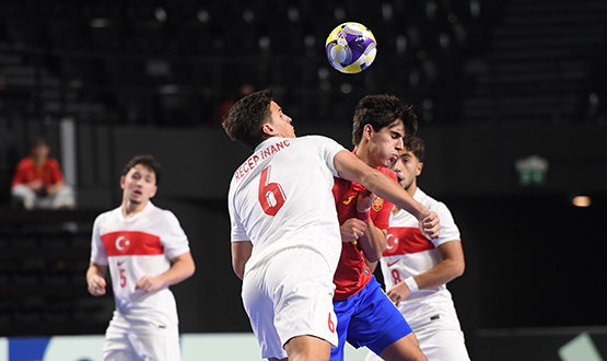 Futsal U19 Mill Takm, Avrupa ampiyonas lk Manda spanya'ya 3-0 Yenildi