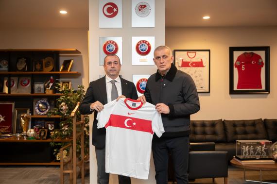 Orjinal boyutlar iin tklaynz