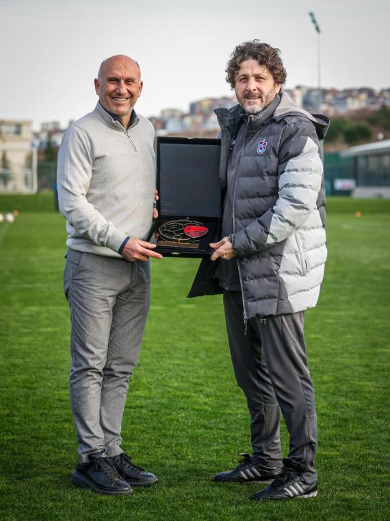 Orjinal boyutlar� i�in t�klay�n�z