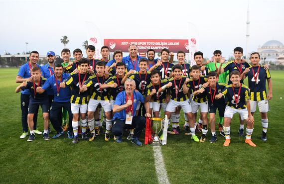 Spor Toto U14 Elit Ligi'nde ampiyon Fenerbahe A.