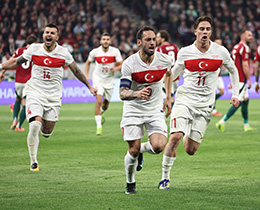 A Mill Takmmz, FIFA Sralamasnda Yeniden Ykselite