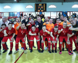 Down Sendromlu Futsal Mill Takmmz Finalde