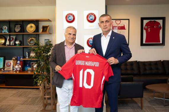 Orjinal boyutlar iin tklaynz