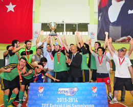 TFF Futsal Liginde ampiyon stanbul niversitesi