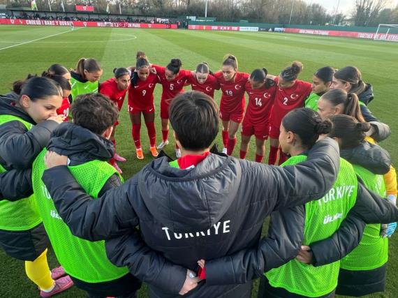 Orjinal boyutlar� i�in t�klay�n�z