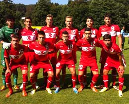 U18s beat Japan: 3-0