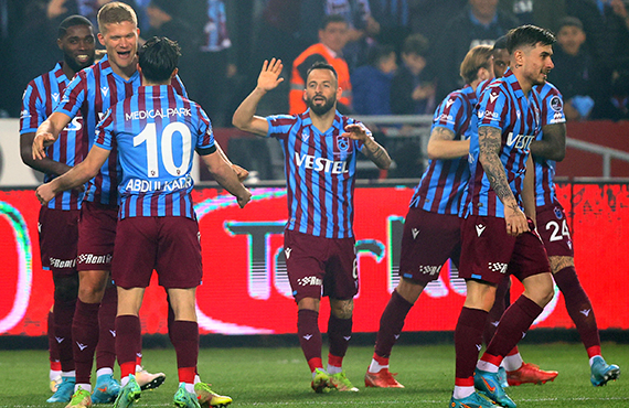 Spor Toto Süper Lig'de 2021-2022 Sezonu ampiyonu Trabzonspor