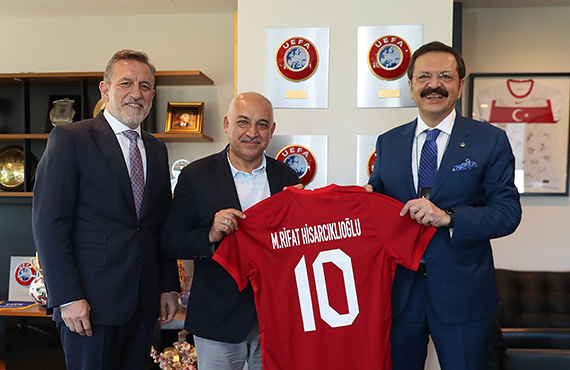 TOBB Bakan Rifat Hisarcklolu'ndan Bakan Büyükeki'ye ziyaret