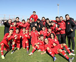 Turkey A and Spain reached the final in 20th Mercedes-Benz Aegean Cup