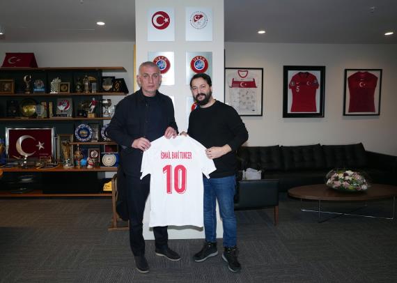 Orjinal boyutlar� i�in t�klay�n�z