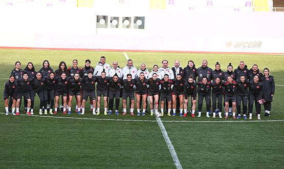 Kad�n A Mill� Tak�m�m�z, Sinop'taki �lk Antrenman�n� Yapt�