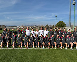 U19 Kad�n Mill� Tak�m�m�z, Haz�rl�klar�n� S�rd�r�yor