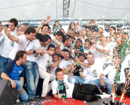 Tarihinde ilk kez Spor Toto Sper Ligde (Sezonun ardndan Akhisar Belediyespor)