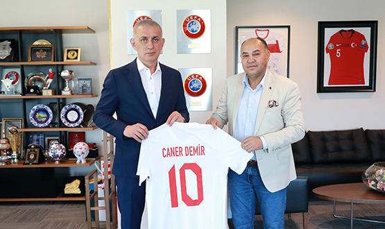 Caner Demir, TFF Bakan Hacosmanolu'nu Ziyaret Etti
