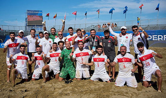 Plaj Futbolu Mill� Tak�m�m�z, Estonya'y� Yenerek Avrupa A Ligi'nde Kald�