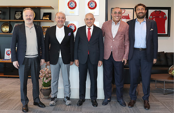 Abdurrahim Albayrak, Bakan Büyükeki'yi ziyaret etti