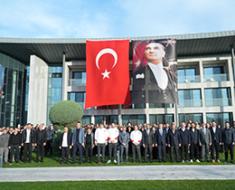 Ulu nderimiz Gazi Mustafa Kemal Atatrk Andk