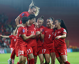 Bozba: "Kadn A Mill Takmmz Elinden Gelenin En yisini Yapacak"