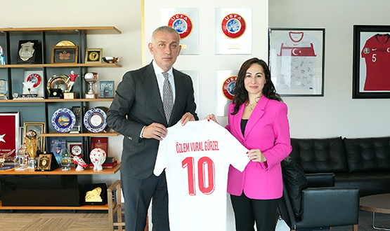 zlem Vural Grzel'den TFF Bakan Hacosmanolu'na Ziyaret