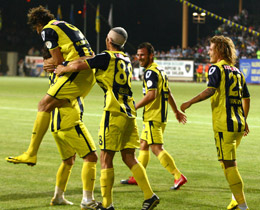 K.Karabkspor ve Bucaspor Turkcell Sper Lige ykseldi