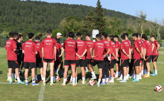 Orjinal boyutlar iin tklaynz