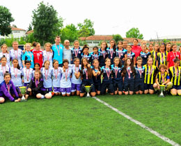 Yldz Kzlar Trkiye ampiyonu Karadeniz Erelispor