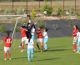 U17 Bayan Milli Takmmz, Bulgaristan 8-0 yendi