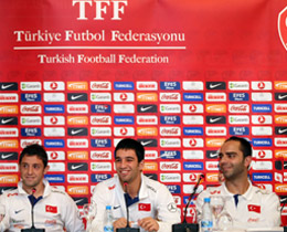 Nihat, Arda ve Semih basn toplants dzenledi