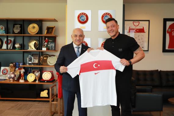 Orjinal boyutlar iin tklaynz