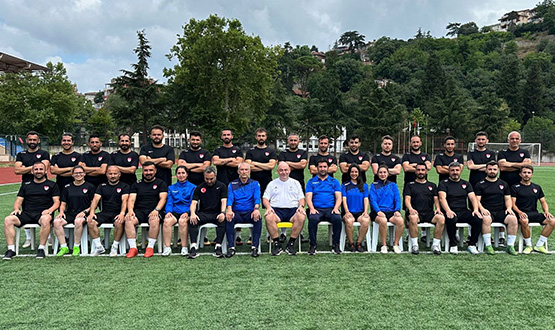 UEFA C Antrenör Eitim Program'nn 1. Aamas Tamamland