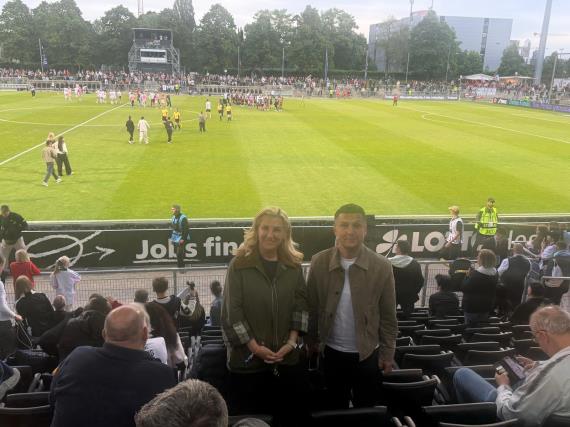 Orjinal boyutlar� i�in t�klay�n�z