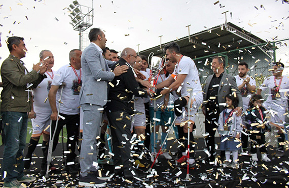 Ampute Ligi'nde Alves Kablo Futbol Kulübü ampiyon oldu