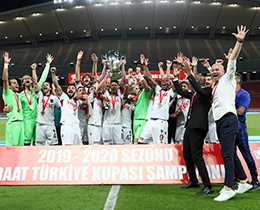 Ziraat Türkiye Kupası'nda tarihi maç
